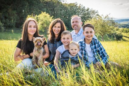 家族を撮影する：集合写真の基本を学ぶ